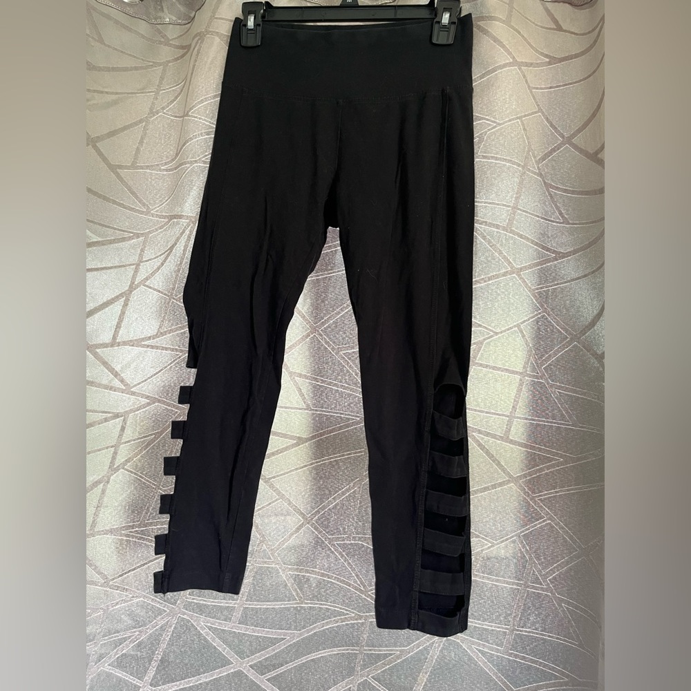Women’s capri workout leggings